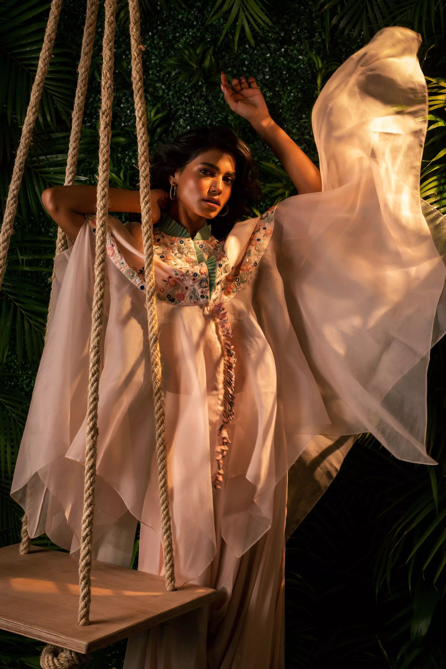 Dafodil floral cape set