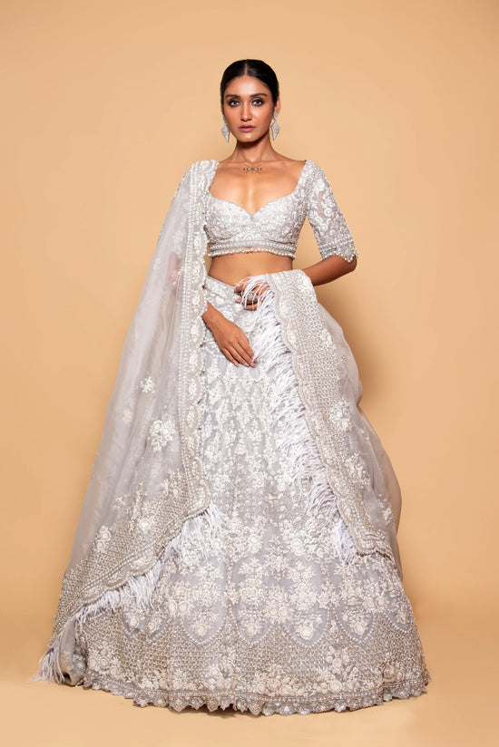 Pallavi Poddar wedding lehenga