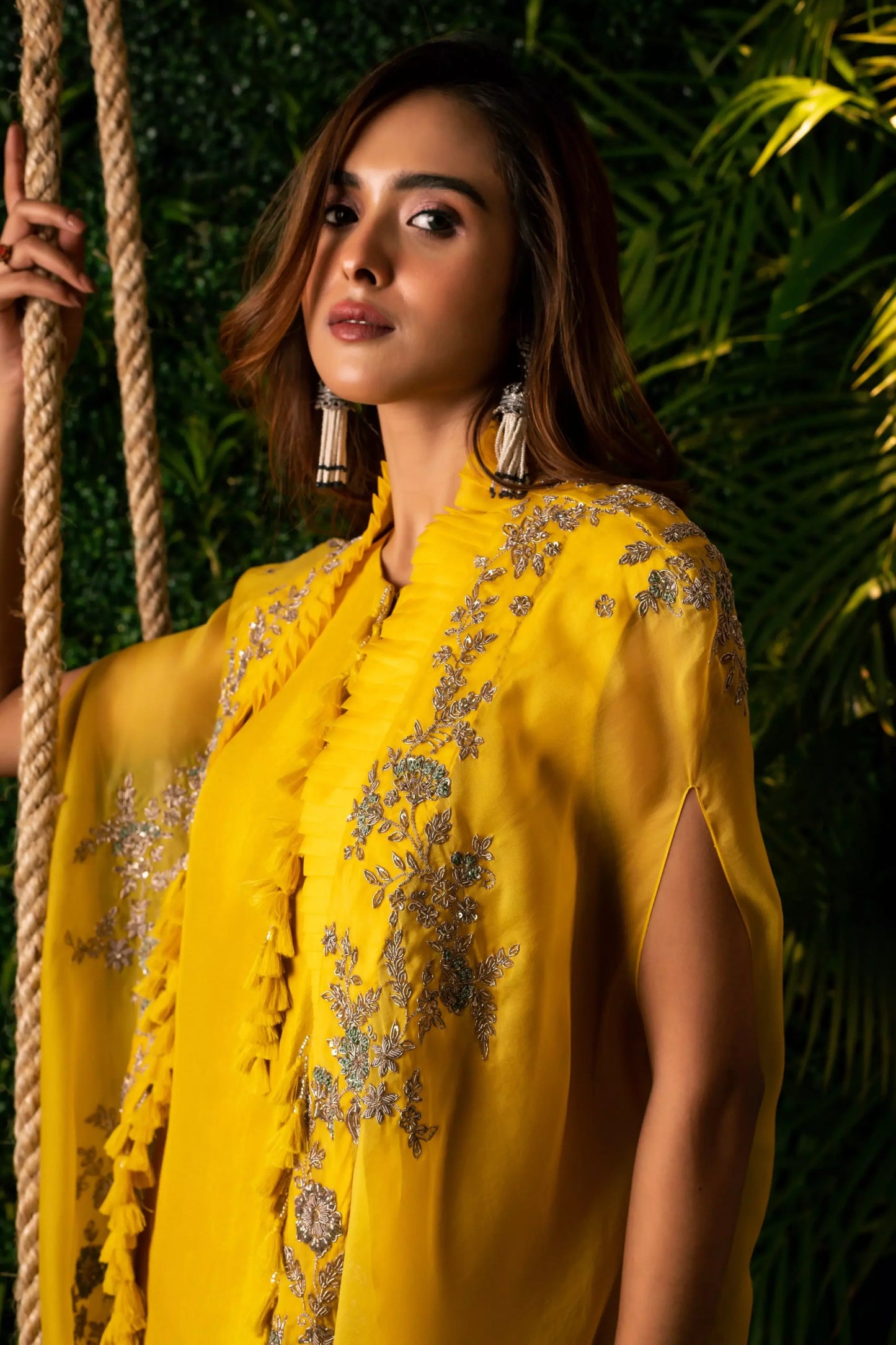 Zardoz flower cape set