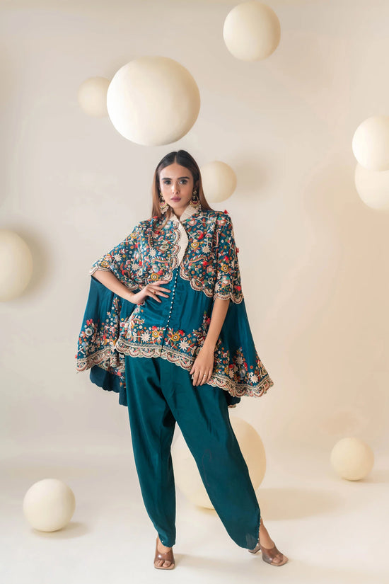Floral Cape Set