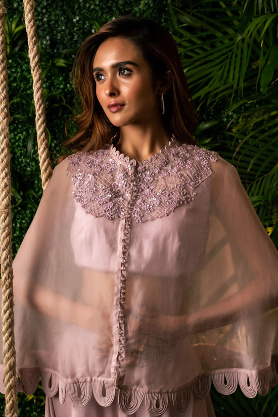 U Scallop Cape Lilac