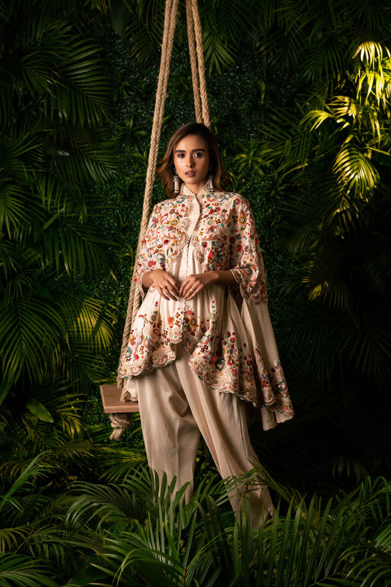 Pearl Cape Ivory